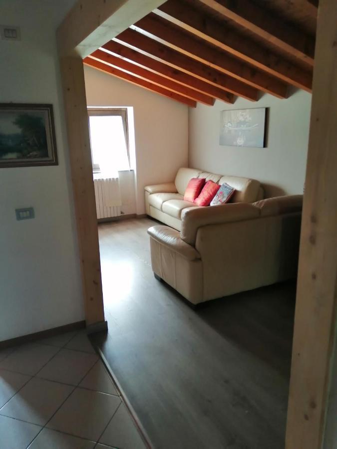 Casa Vacanze La Ca Del Cunfec Сондрио Екстериор снимка